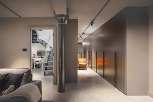 Photo 7- click for photo gallery